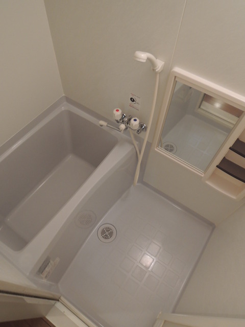 バス・シャワールーム　バスルーム