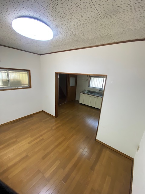 名谷町権行司の居間写真
