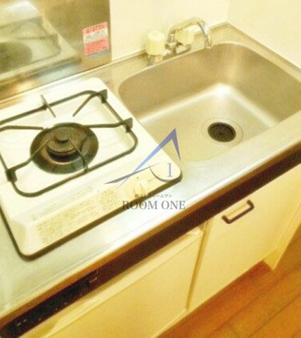 キッチン　キッチンです。