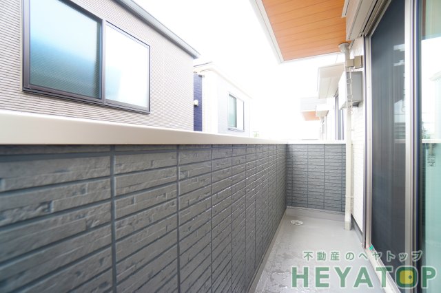 バルコニー　（同仕様写真）