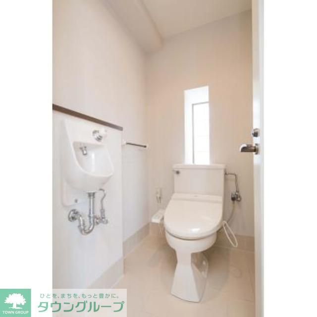 トイレ　※写真は同タイプ住戸です。