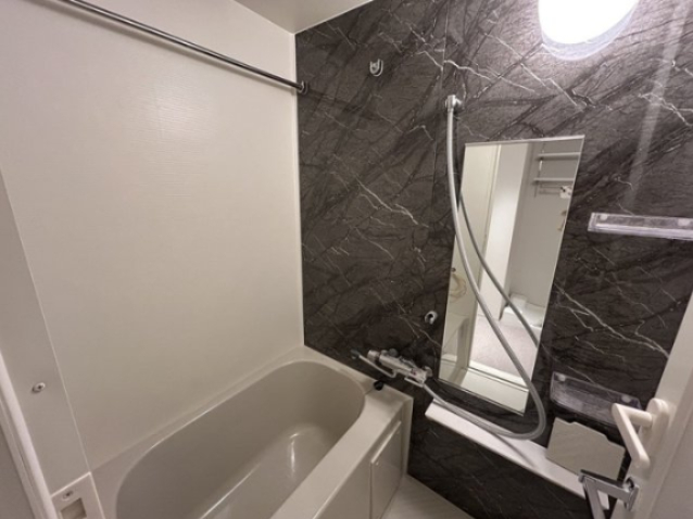 バス・シャワールーム　別部屋参考写真