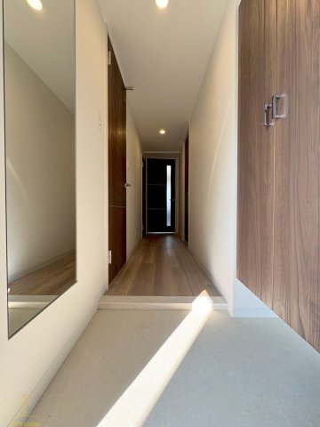 玄関　フォレスタ櫻