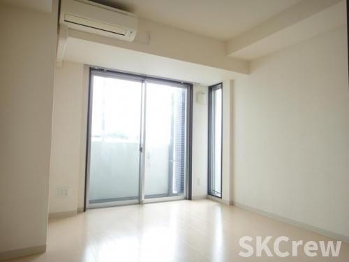 居室・リビング　別号室の写真です