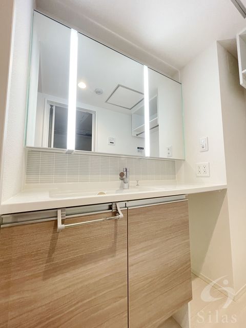 洗面設備　同仕様