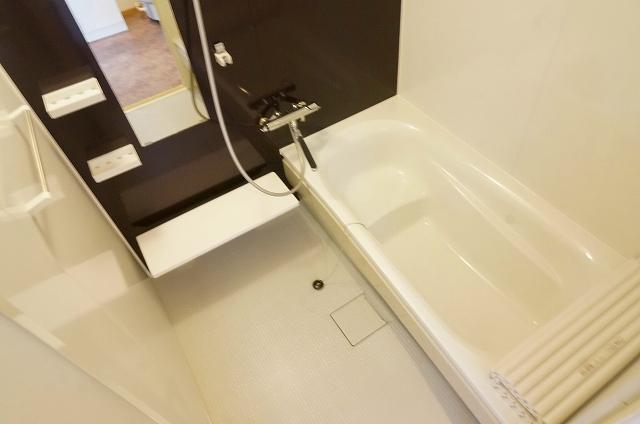 バス・シャワールーム　浴室