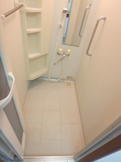 バス・シャワールーム　シャワールーム