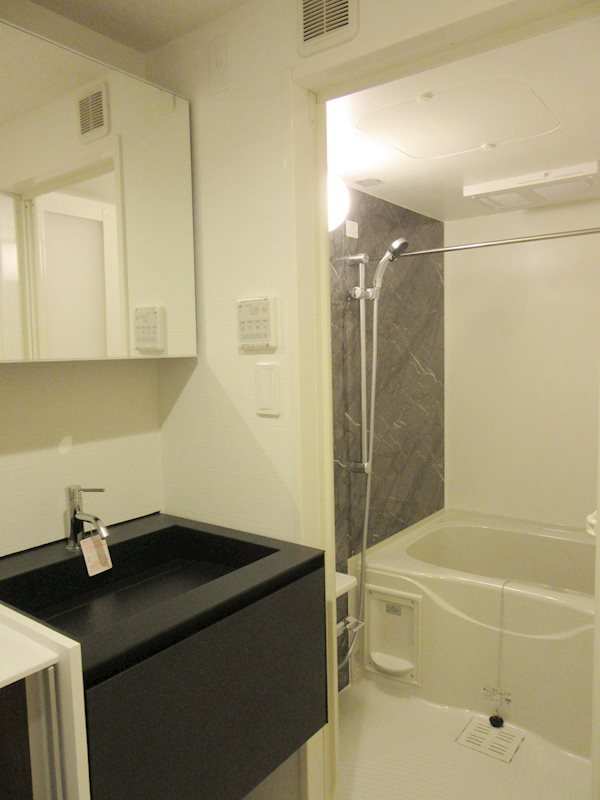 バス・シャワールーム　※別室参考写真