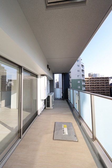 バルコニー　バルコニー