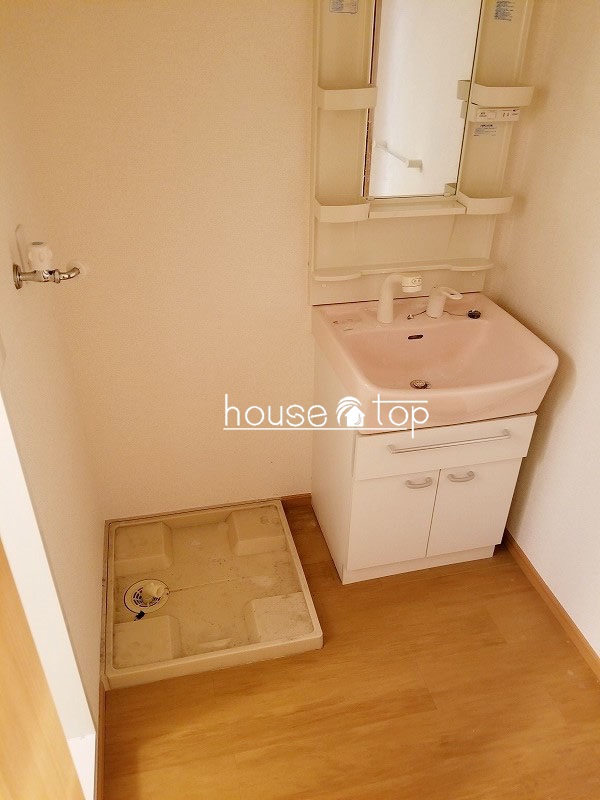 洗面設備　シャンプードレッサー！ゆったりとした脱衣スペース♪