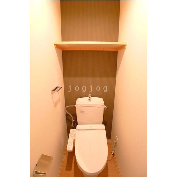 トイレ　温水洗浄便座完備！