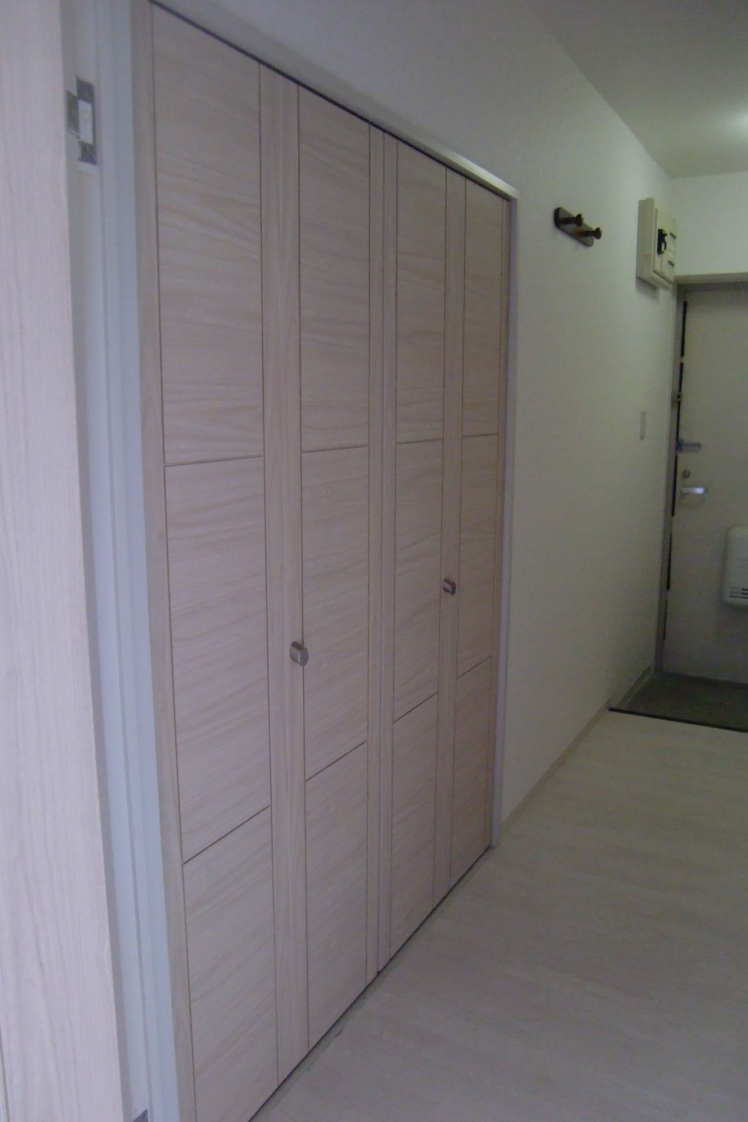 収納　イメージ写真（間取り反転タイプ）