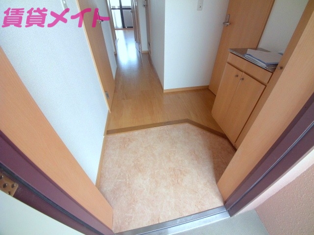 玄関　同型参考写真