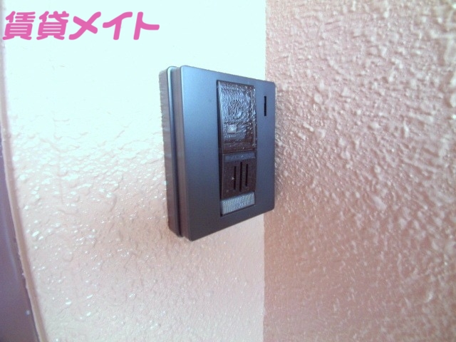 セキュリティ　同型参考写真