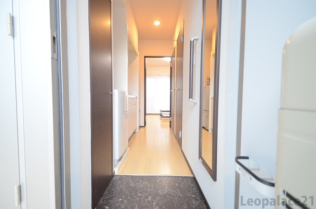 玄関　反転タイプ有