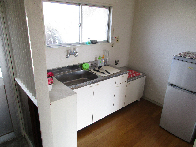 キッチン　ダイニングキッチン