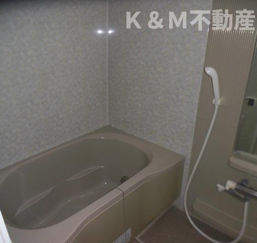 バス・シャワールーム　日々の疲れを癒すお風呂付です