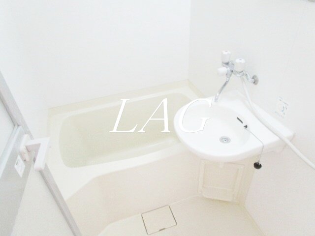 バス・シャワールーム　お風呂です。