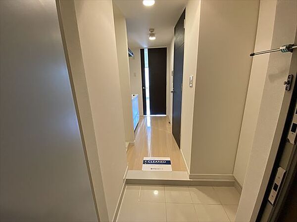 玄関　（別タイプ参考写真）コンフォリア春日富坂　文京区春日１