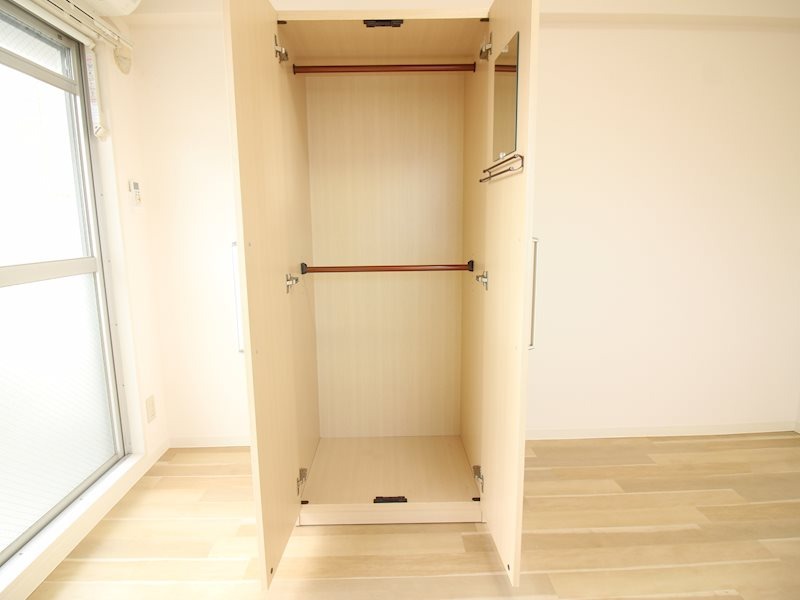 収納　同物件別部屋写真