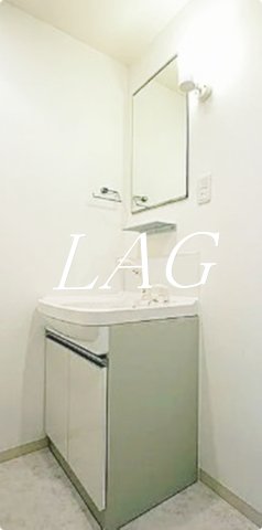 洗面設備　洗面台です。