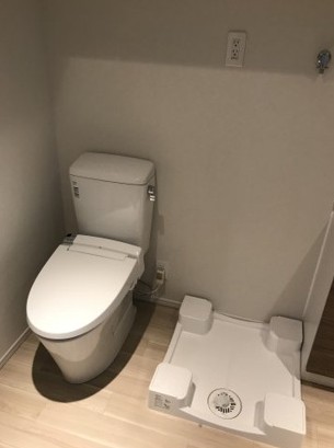 トイレ　トイレ