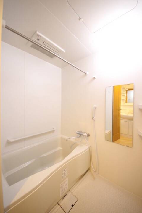 バス・シャワールーム　浴室