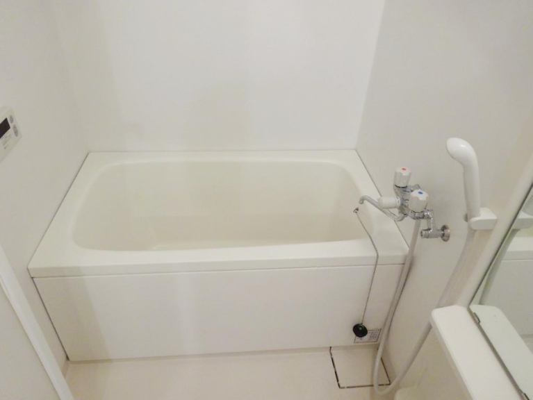 バス・シャワールーム　日々の疲れを癒すお風呂です♪