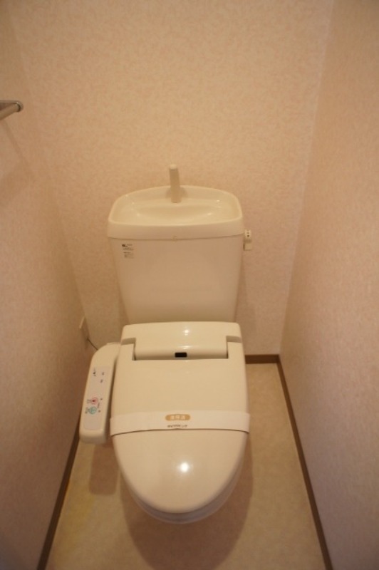 トイレ　図面と現状に相違がある場合には現状を優先