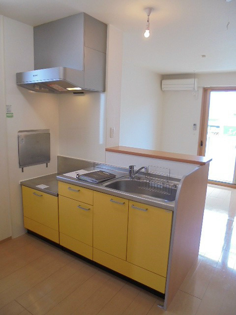 キッチン　写真は201号室です