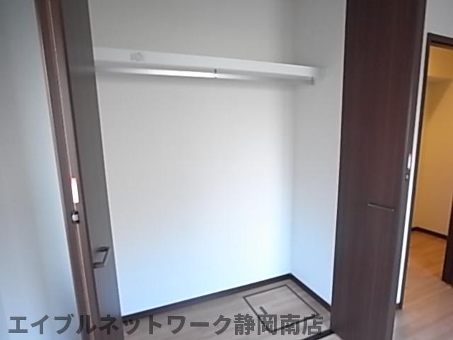 収納　たっぷりとした収納スペースです