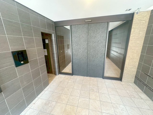 エントランス　綺麗なエントランスです。