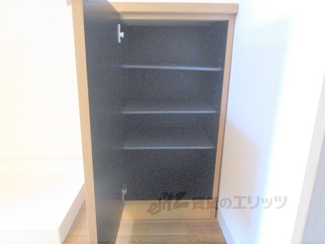 収納　下駄箱