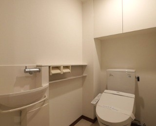 トイレ　※同建物内の参考写真です。お気軽にお問い合わせください。