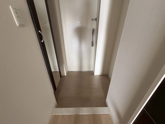 玄関　エスカルコート