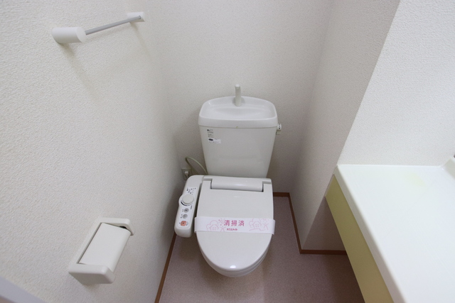トイレ　洗浄暖房便座