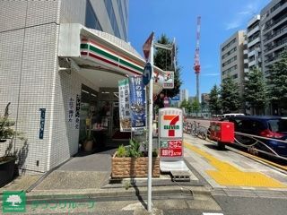 コンビニ　セブンイレブン港区芝4丁目店（コンビニ）まで240m