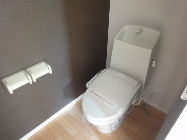 トイレ　シャワー付トイレ