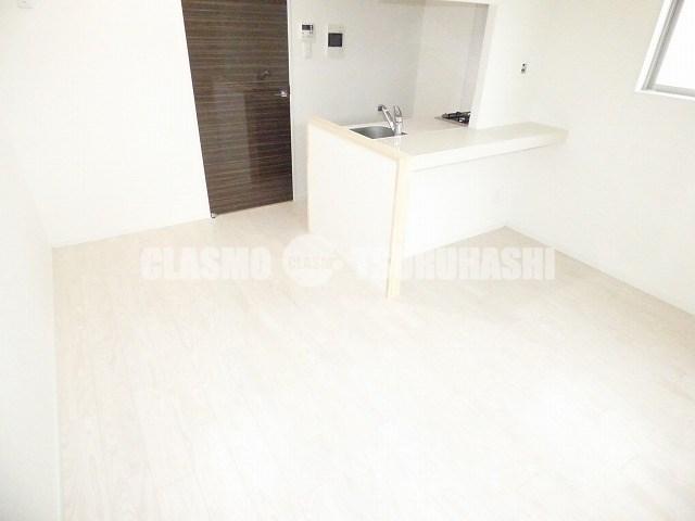 居室・リビング　開放感溢れる広々としたお部屋です♪