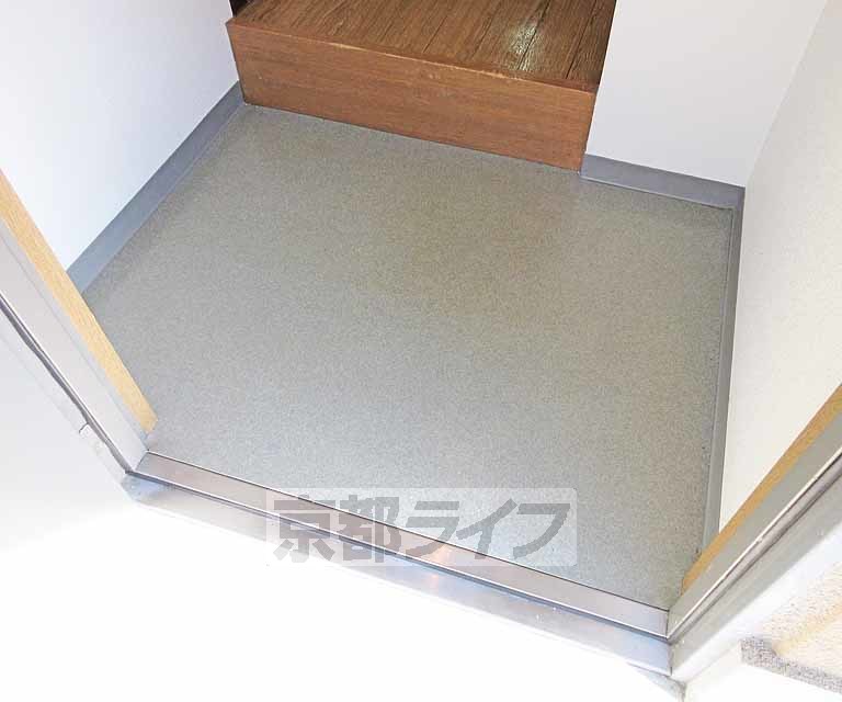 玄関　広めです・