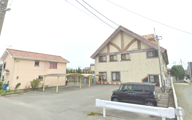 幼稚園・保育園　ひまわり保育園（幼稚園・保育園）まで321m