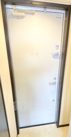 玄関　同施工貸会社イメージ画像