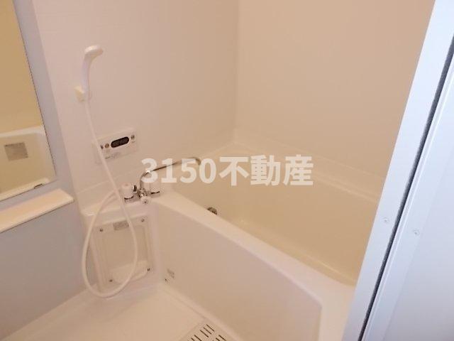 バス・シャワールーム　日々の疲れを癒すお風呂付です