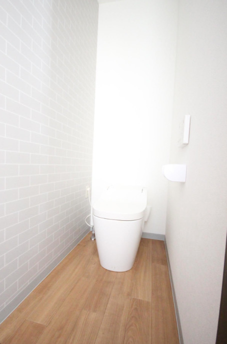 トイレ　落ち着いたトイレです
