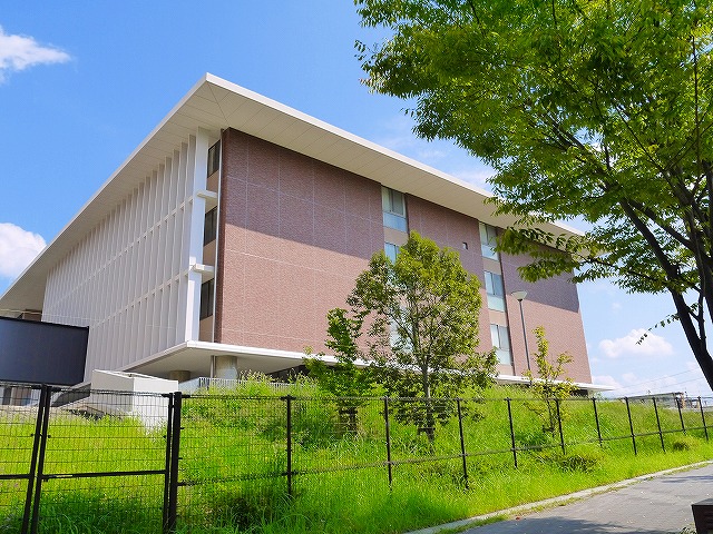 大学・短大　奈良文化女子短期大学（大学・短大）まで1902m