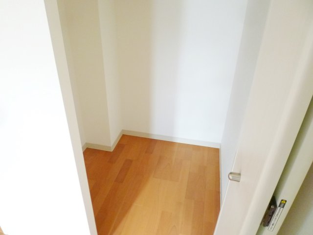 収納　ウォークインクローゼット