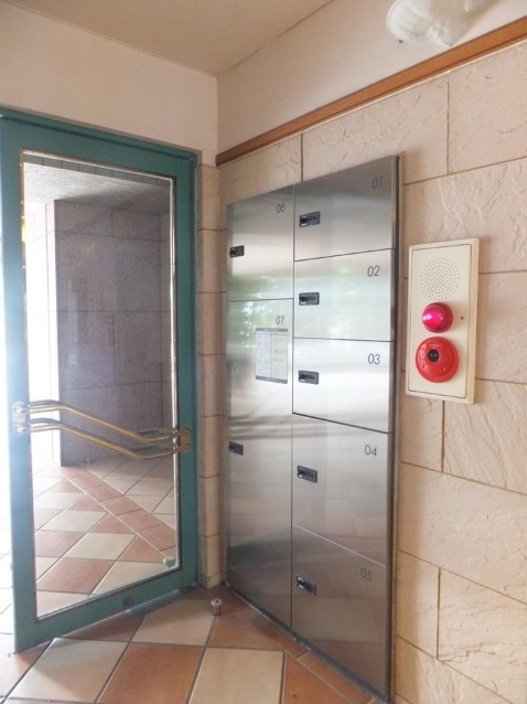 エントランス　ロイヤルグリーン本郷