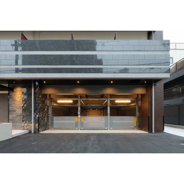 駐車場　機械式駐車場(屋根あり)