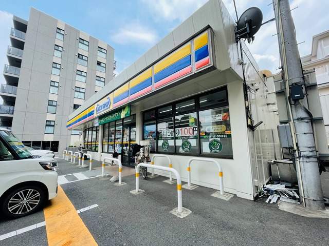 コンビニ　ミニストップ（コンビニ）まで880m