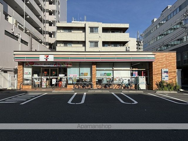 コンビニ　セブンイレブン（コンビニ）まで462m
